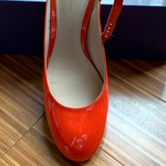 Stuart Weitzman Shape Patent Leather Pumps - Picture 2 of 8